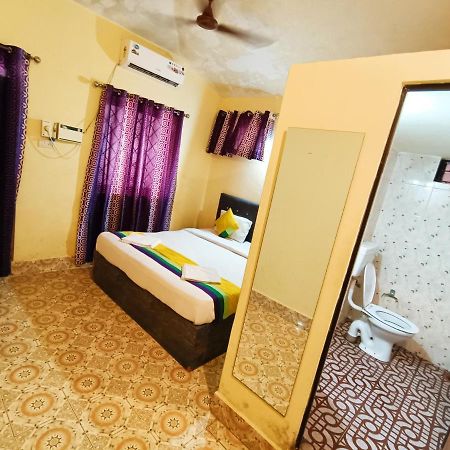 Jack'S Calangute Place Hotel Esterno foto