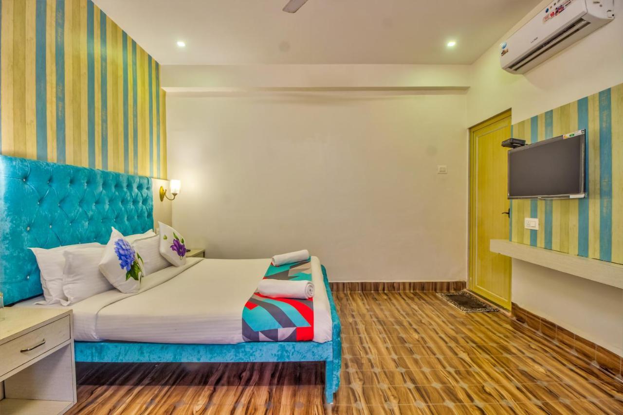 Jack'S Calangute Place Hotel Esterno foto