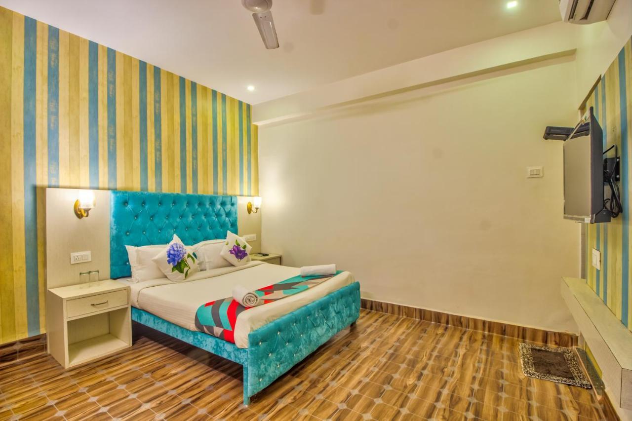 Jack'S Calangute Place Hotel Esterno foto