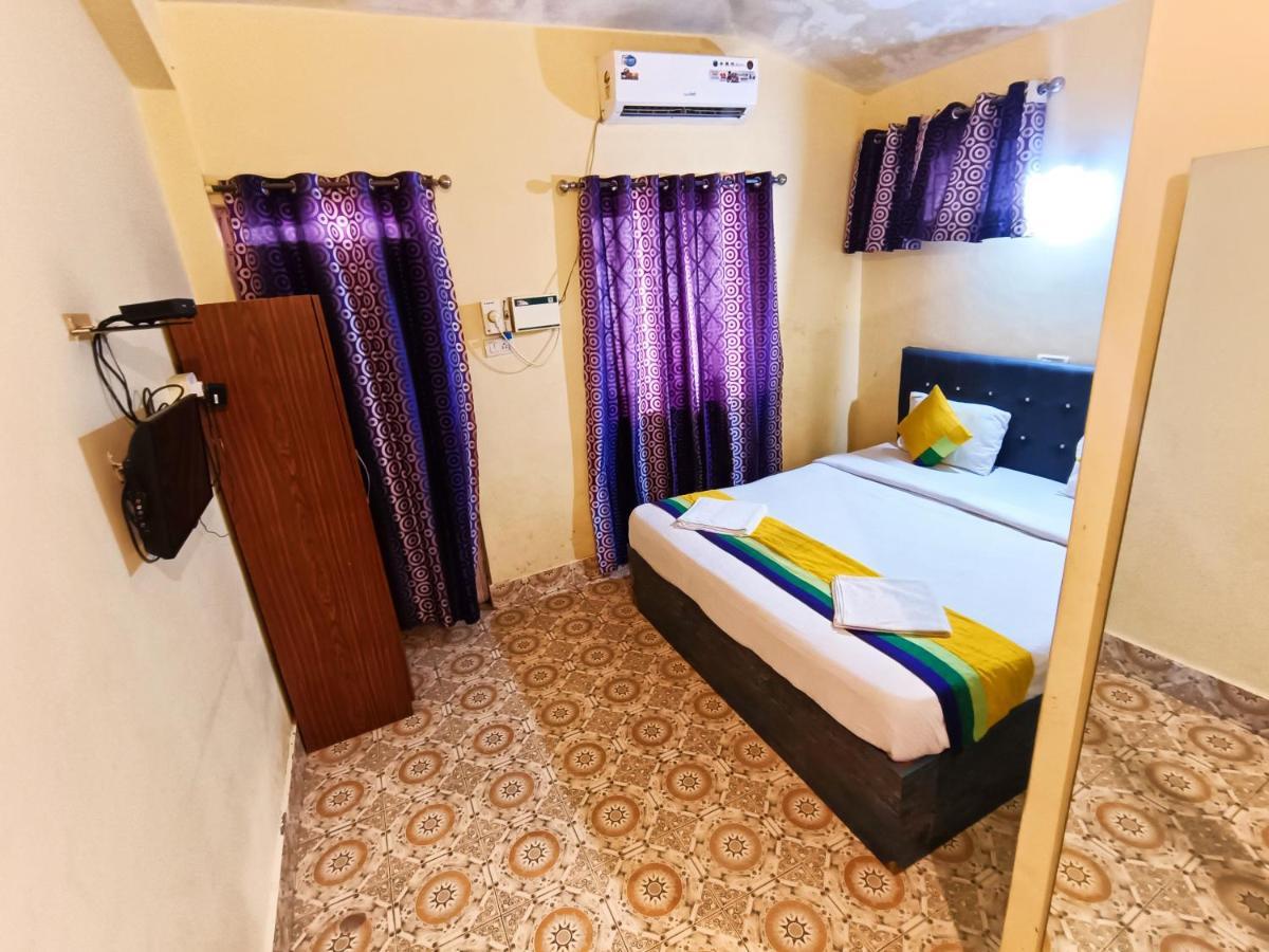 Jack'S Calangute Place Hotel Esterno foto